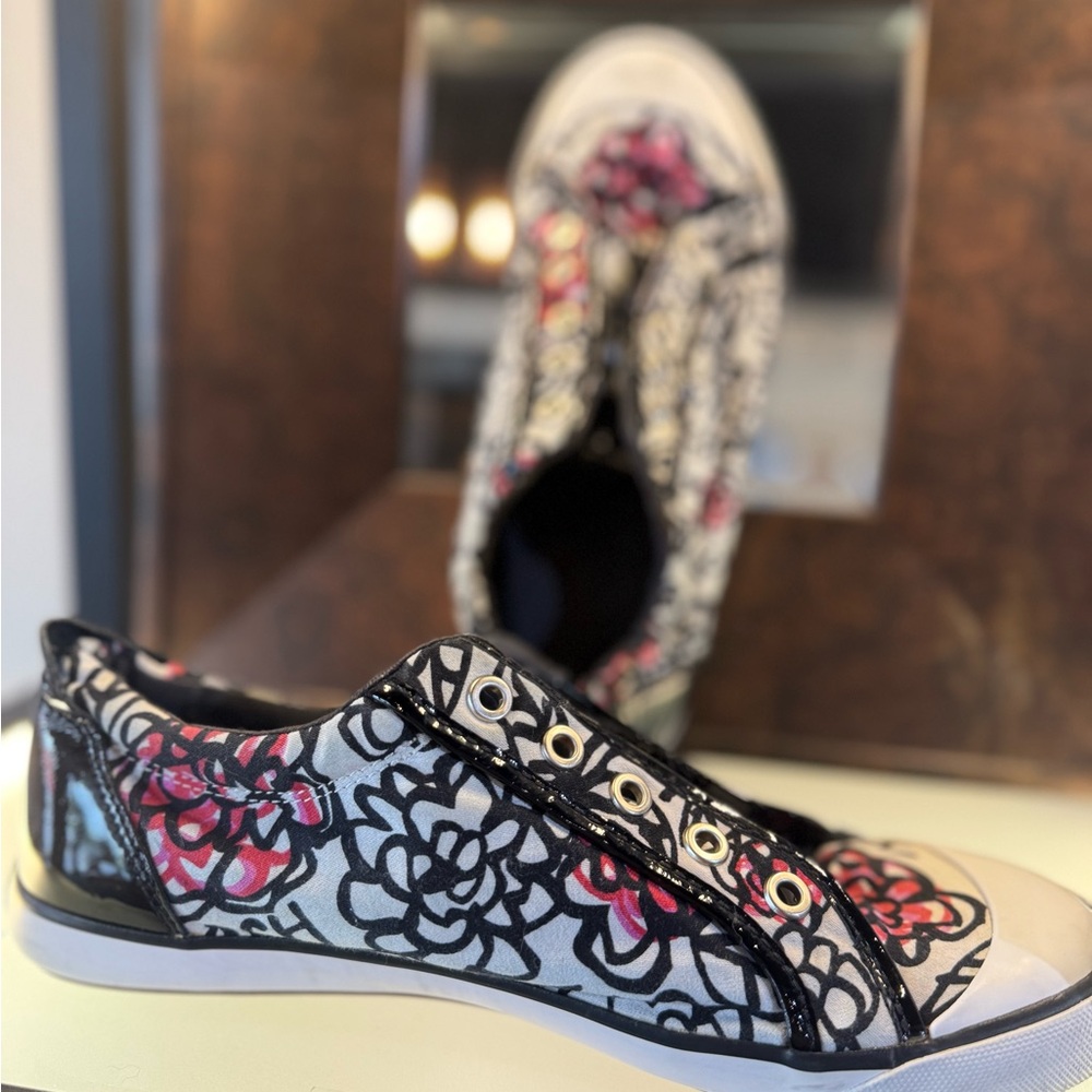 Floral Patterned Sneakers